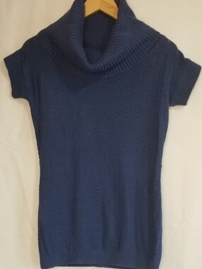 Dressbarn Navy Short Sleeve Cowl Neck Sweater Size Medium
